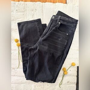 AE American eagle outfitters Mom straight jeans
